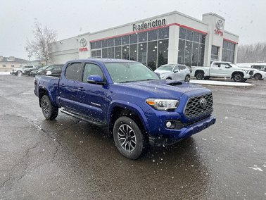 2022   DOUBLE CAB 6A