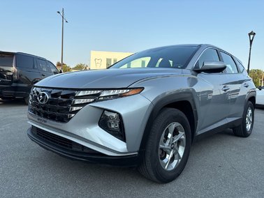 Tucson ESSENTIAL AWD