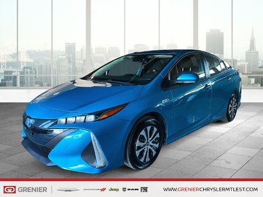 Prius Prime HYBRIDE + FWD + CARPLAY