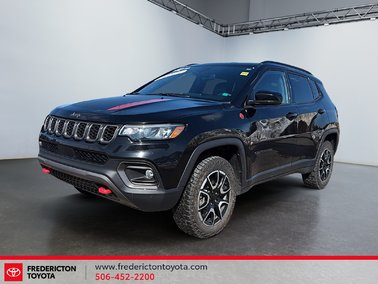 2024   Trailhawk