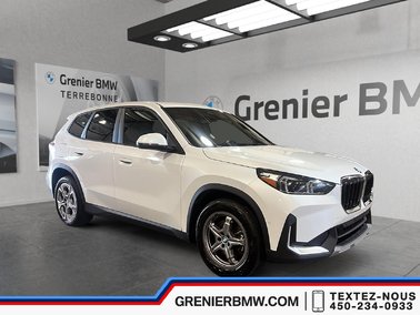 X1 XDrive28i, Premium Essential, Panoramic Sunroof