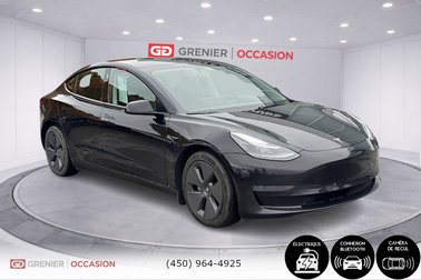 Model 3 Cuir Navigation