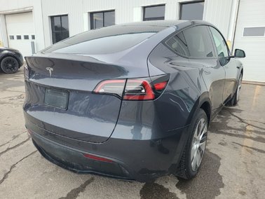 Model Y Cuir Bas Kilométrage