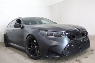 M5 TOURING PHEV + 4WD + TOIT DE VERRE PANO