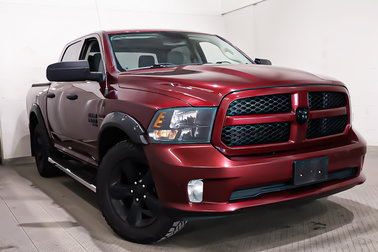 1500 Classic EXPRESS BLACKOUT + 4X4 + V8 HEMI 5.7 CREW CAB +
