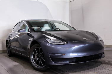 MODEL 3 STANDARD RANGE PLUS + TOIT PANORAMIQUE + CUIR