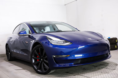MODEL 3 PERFORMANCE LONG RANGE + AWD + TOIT PANO