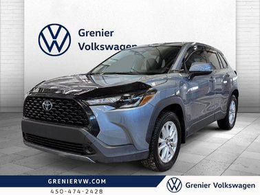 Corolla Cross LE, Carplay, Caméra, Pneus été-hiver inclus