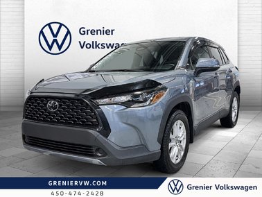 Corolla Cross LE, Carplay, Caméra, Pneus été-hiver inclus