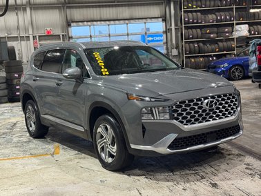 Santa Fe Essential AWD
