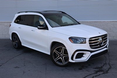2025 Mercedes-Benz GLS450 4MATIC SUV