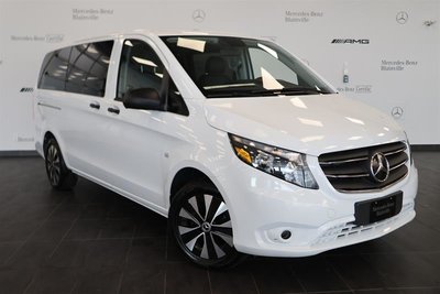 2022 Mercedes-Benz Metris Passenger Van