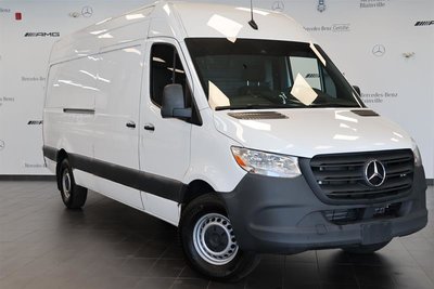 2023 Mercedes-Benz Sprinter 2500 Cargo 170 High Roof (Gas)