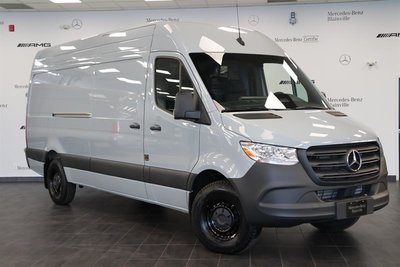 2025 Mercedes-Benz Sprinter 2500 170 Wheelbase High Roof RWD