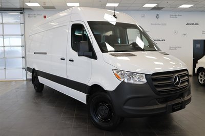 2025 Mercedes-Benz Sprinter 2500 170 Wheelbase High Roof RWD