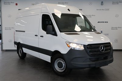 2025 Mercedes-Benz Sprinter Cargo Van 2500 Standard Roof I4 Diesel 144 (C)