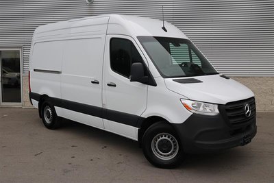 2025 Mercedes-Benz Sprinter Cargo Van 2500 Standard Roof I4 Diesel 144 (C)