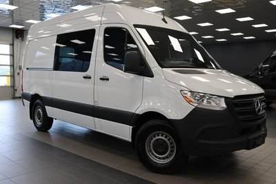 2025 Mercedes-Benz Sprinter Crew Van 2500 High Roof I4 Diesel 144