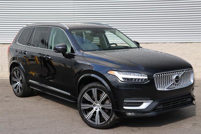 2022 Volvo XC90 T6 AWD Inscription (7-Seat)