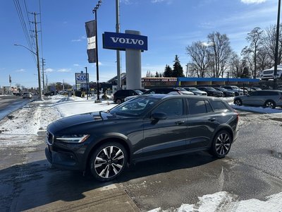 2020 Volvo V60 Cross Country BASE