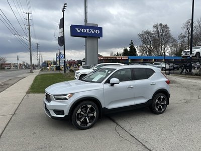 2021 Volvo XC40 Inscription