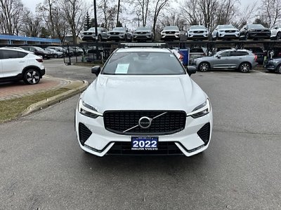 2022 Volvo XC60 R-Design