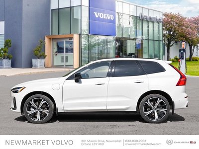 2024 Volvo XC60 Recharge T8 eAWD PHEV Ultimate Dark Theme