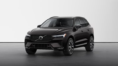 2025 Volvo XC60 B5 AWD Plus Dark Theme
