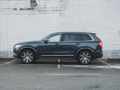 2025 Volvo XC90 B6 AWD Ultra Bright Theme 7-Seater