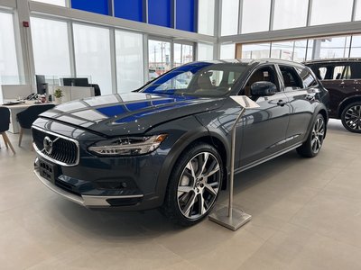 2025 Volvo V90 Cross Country Ultra