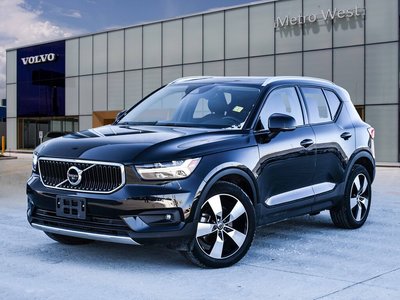 2021 Volvo XC40 Momentum