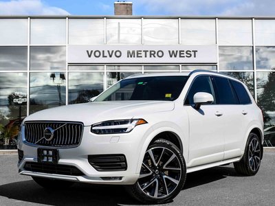 2022 Volvo XC90 Momentum