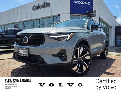 2025 Volvo XC40 PLUS DARK THEME