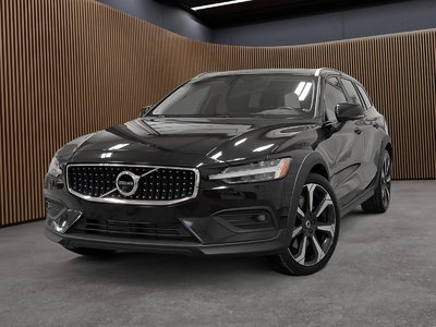 2022 Volvo V60 Cross Country T5 AWD