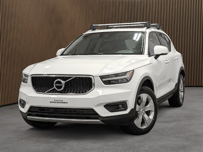 2021 Volvo XC40 T4 AWD Momentum