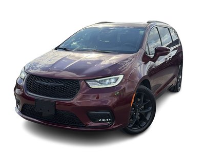 2022 Chrysler Pacifica in Mississauga, Ontario