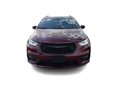 2022 Chrysler Pacifica in Mississauga, Ontario