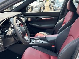 2025 Infiniti QX50 in Mississauga, Ontario