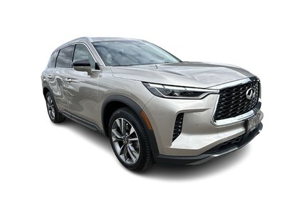 2022 Infiniti QX60 in Mississauga, Ontario