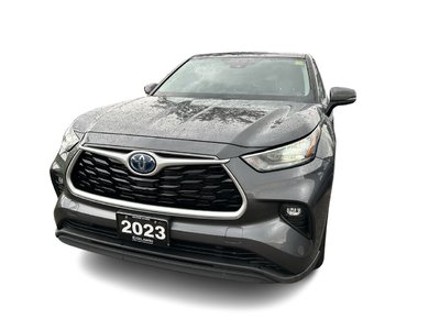 2023 Toyota Highlander hybrid in Mississauga, Ontario