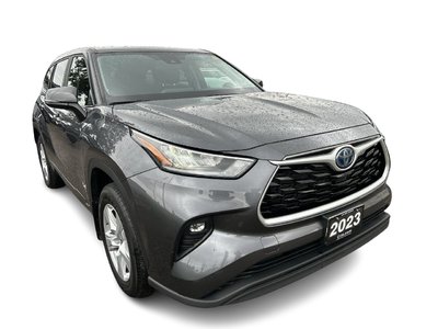 2023 Toyota Highlander hybrid in Mississauga, Ontario