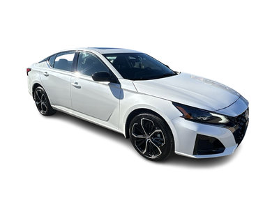 2025 Nissan Altima in Mississauga, Ontario