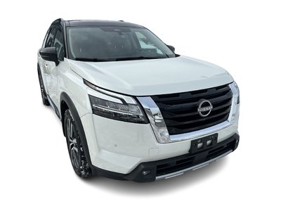 2022 Nissan Pathfinder in Mississauga, Ontario