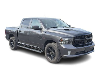 2022 Ram RAM 1500 Classic Crew Cab 4x4 (DS) in Mississauga, Ontario