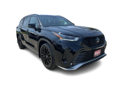 2024 Toyota Highlander in Mississauga, Ontario