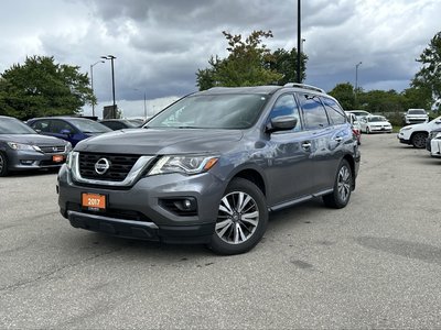 2017 Nissan Pathfinder in Mississauga, Ontario