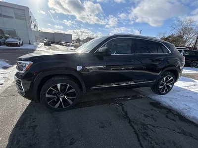 2025 Volkswagen Atlas Cross Sport in Mississauga, Ontario