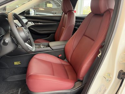 2026 Mazda 3 in Mississauga, Ontario