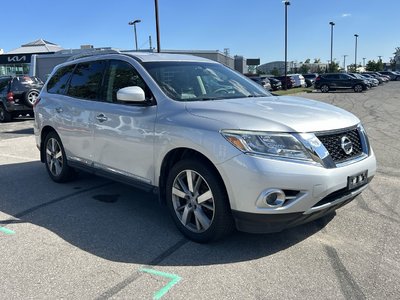 2014 Nissan Pathfinder in Mississauga, Ontario