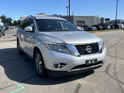 2014 Nissan Pathfinder in Mississauga, Ontario